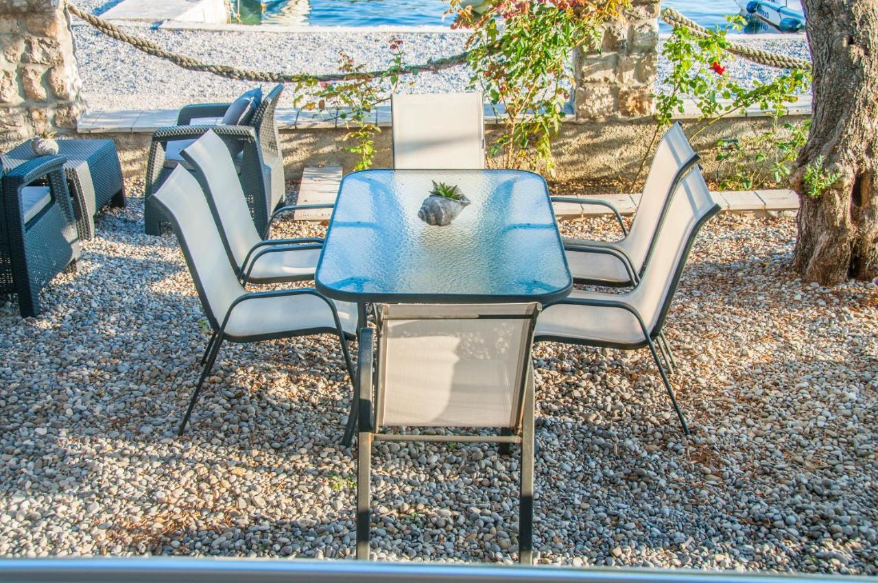 Beach Apartments Апартаменты